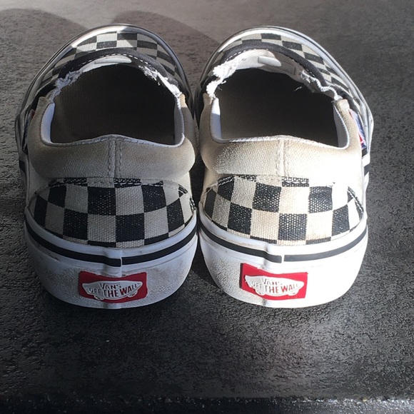 Vans - Picture 3 of 3